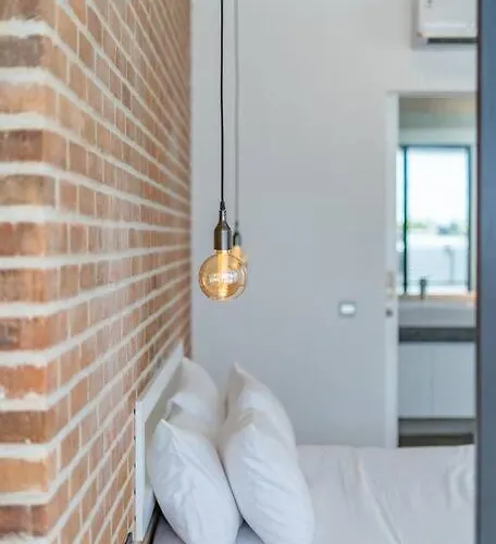 Loft Ludo 10 - Minimalist 1-bdr Luxury Loft In Great Location! Canggu