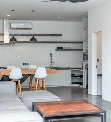 Villa Loft Ludo 10 - Minimalist 1-bdr Luxury Loft In Great Location! Canggu
